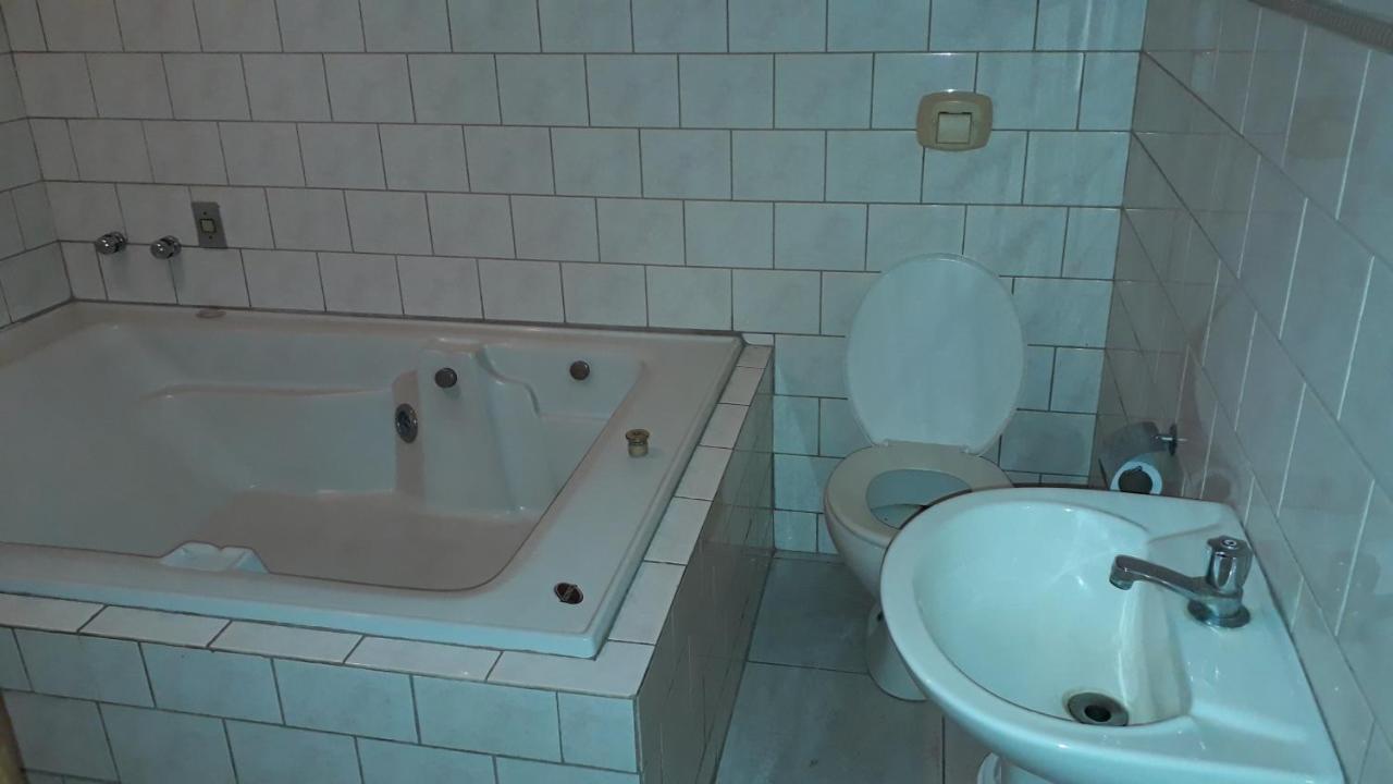 Planeta Sex Motel São João del Rei Eksteriør bilde