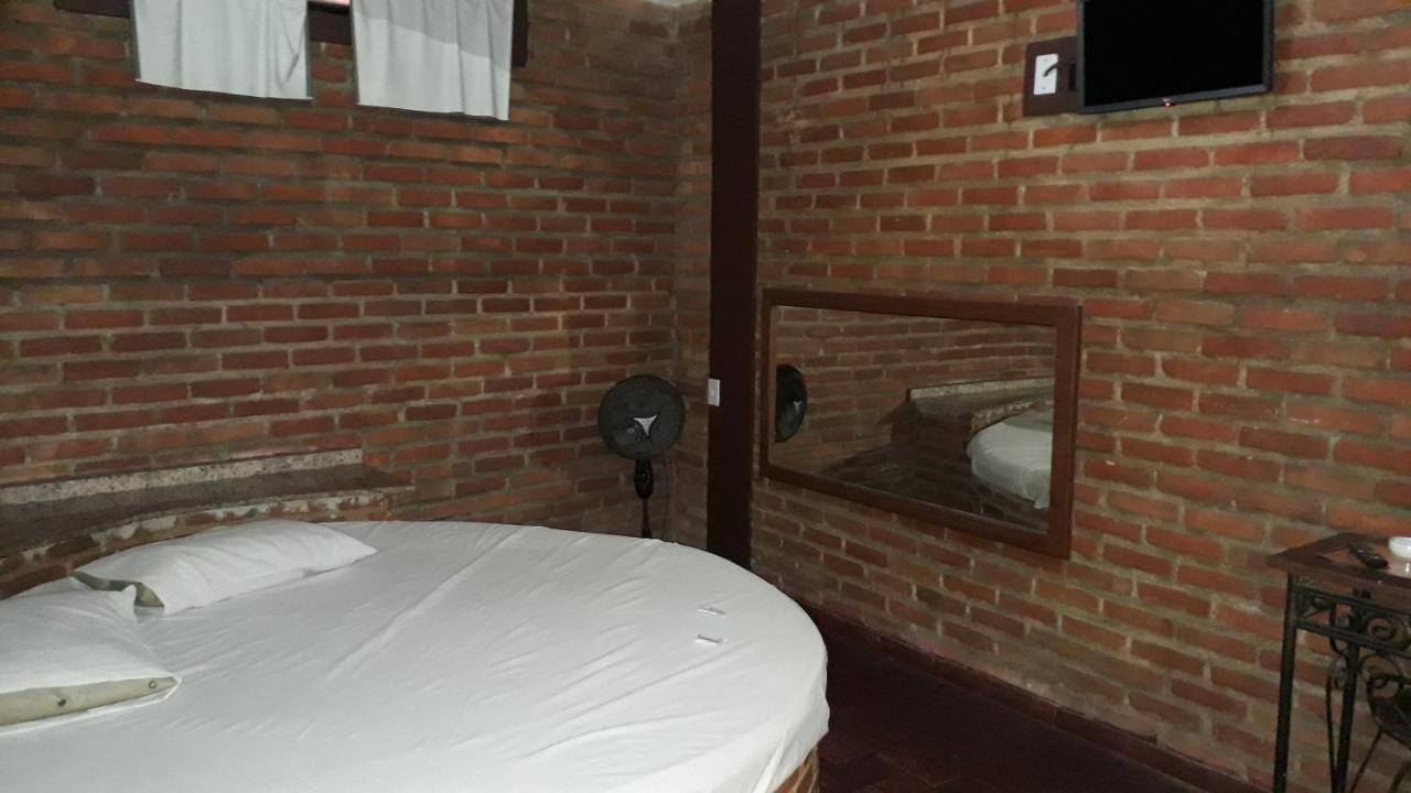 Planeta Sex Motel São João del Rei Eksteriør bilde